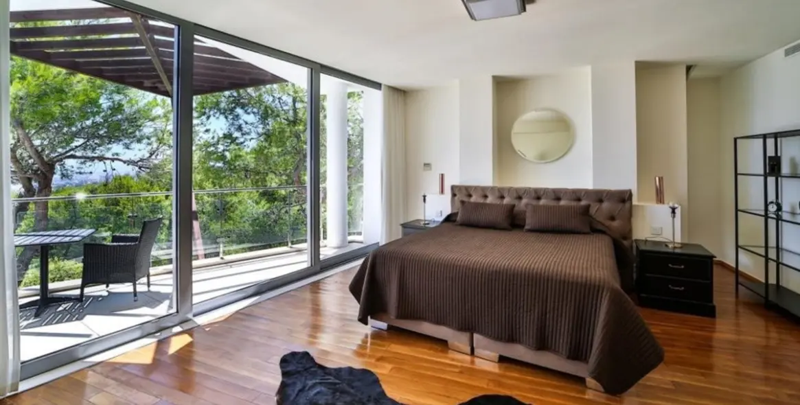 Long-term rent of detached villa in Sierra Blanca 7