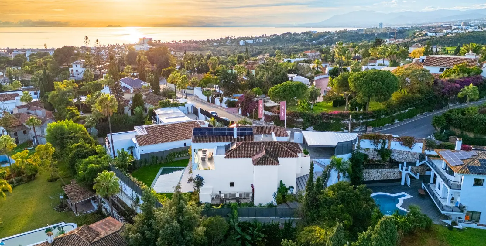 Продажа  отдельно стоящей виллы в El Rosario 48