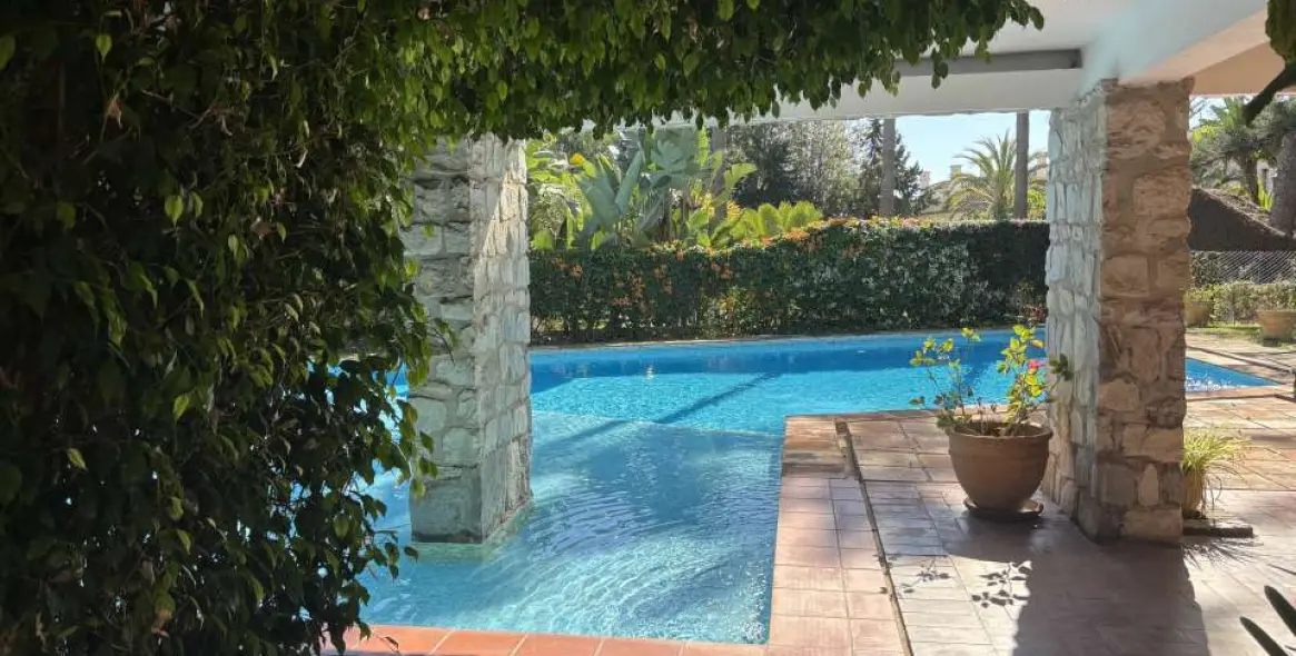 Venta de villa independiente en Marbella 3