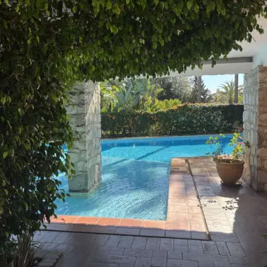 Продажа  отдельно стоящей виллы в Marbella