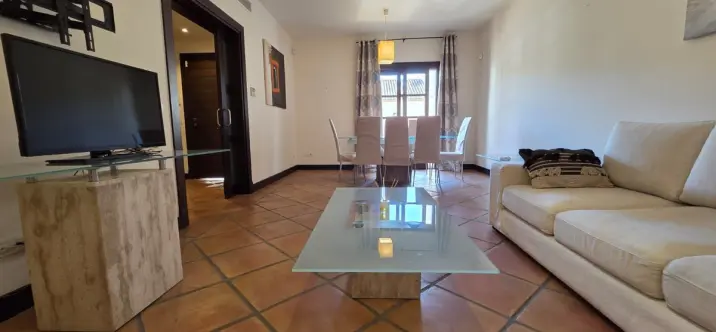 Alquiler a largo plazo de casa pareada en Benahavís 1