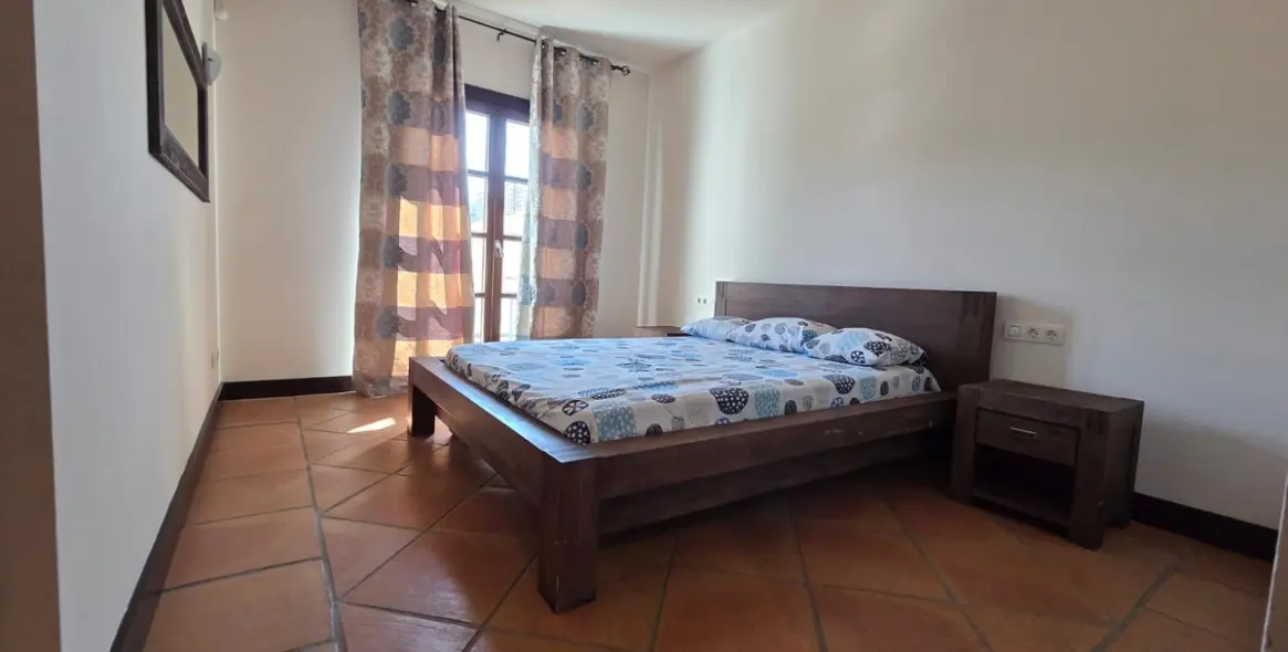 Alquiler a largo plazo de casa pareada en Benahavís 5