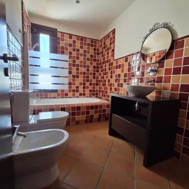 Alquiler a largo plazo de casa pareada en Benahavís