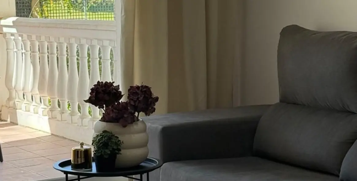 Sale of middle floor apartment in Nueva Andalucía 4