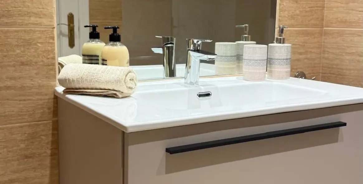 Sale of middle floor apartment in Nueva Andalucía 14