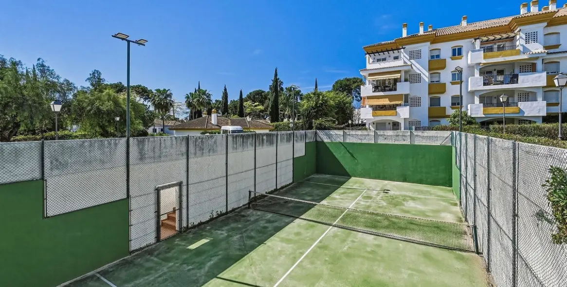 Продажа двухуровневых апартаментов в Nagüeles 24