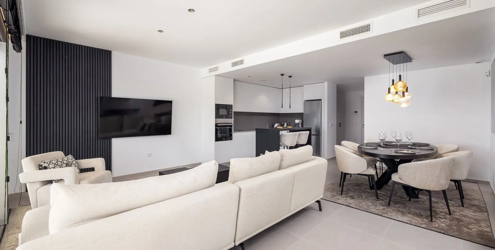 Venta de apartamento en planta baja en Cancelada 7