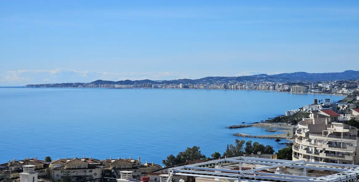 Venta de ático dúplex en Torrequebrada 8