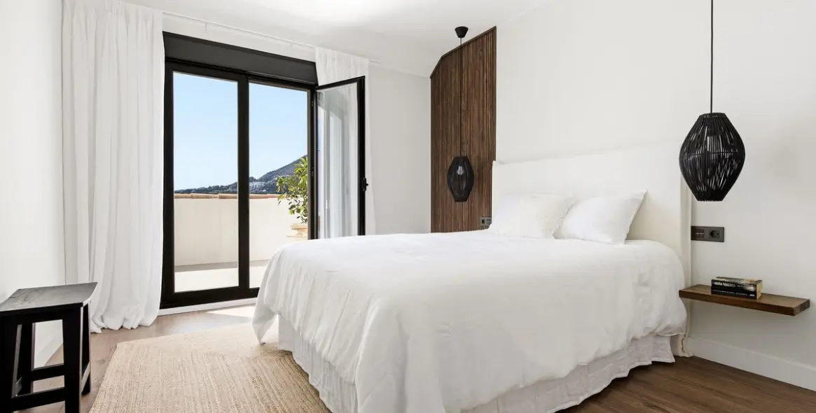 Venta de ático dúplex en Torrequebrada 32