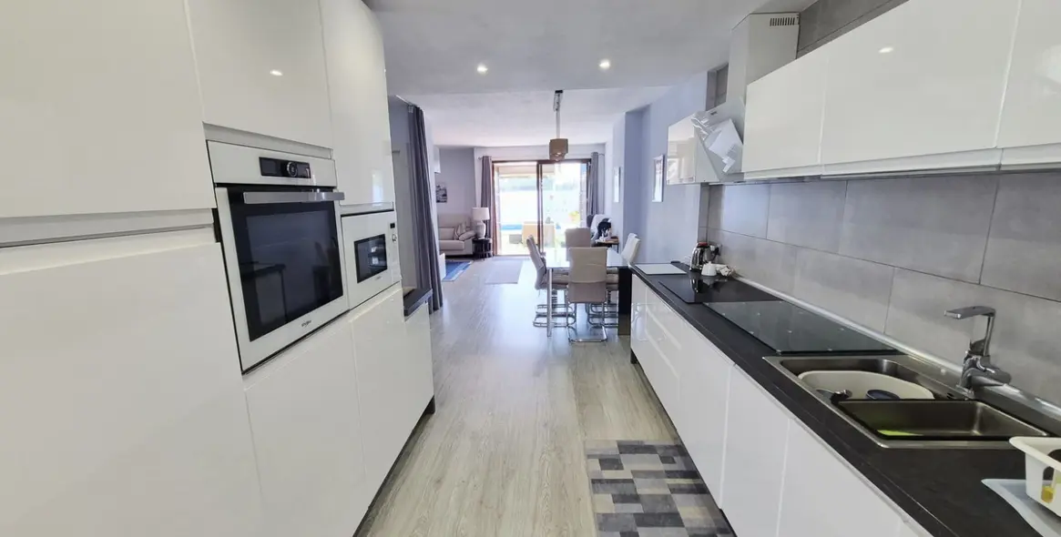 Продажа дома на две семьи в La Cala de Mijas 3