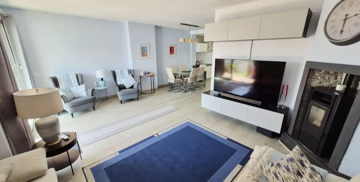 Продажа дома на две семьи в La Cala de Mijas 4