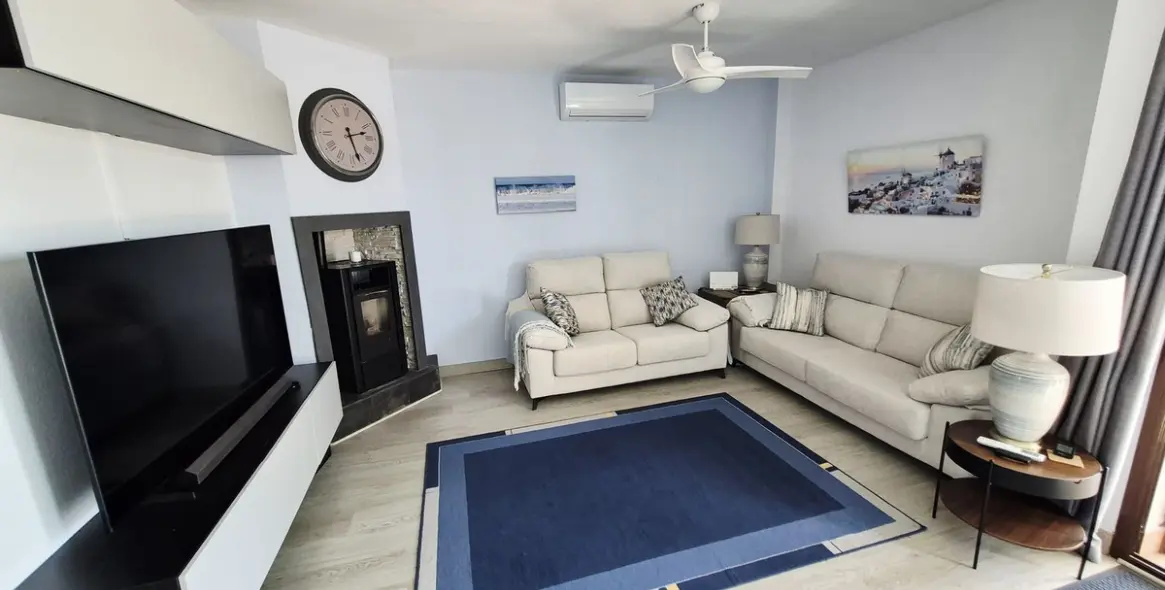 Продажа дома на две семьи в La Cala de Mijas 13