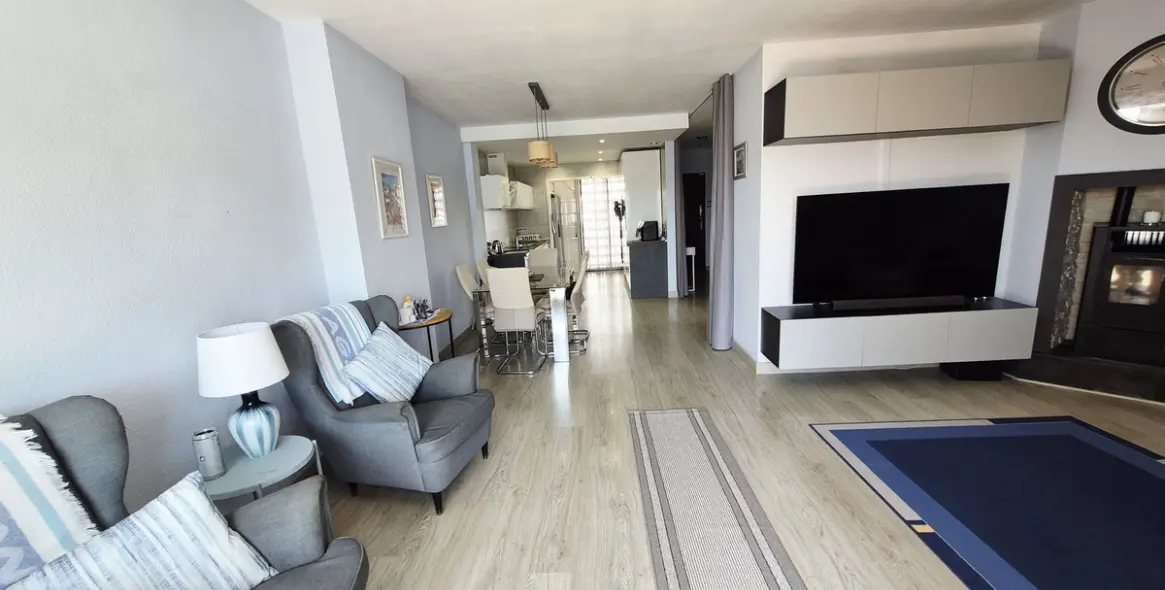 Продажа дома на две семьи в La Cala de Mijas 14