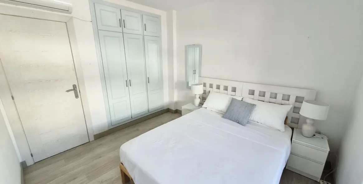 Продажа дома на две семьи в La Cala de Mijas 22