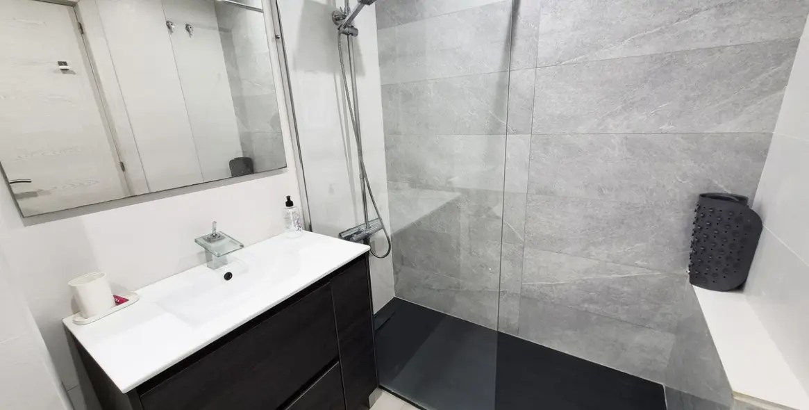 Продажа дома на две семьи в La Cala de Mijas 24