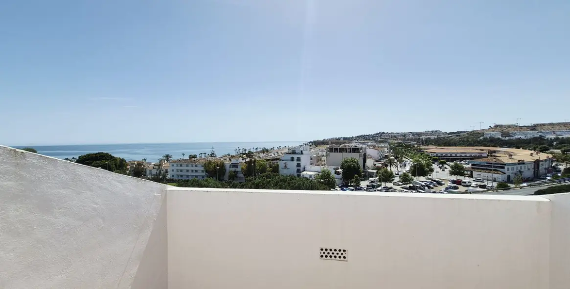 Продажа дома на две семьи в La Cala de Mijas 30