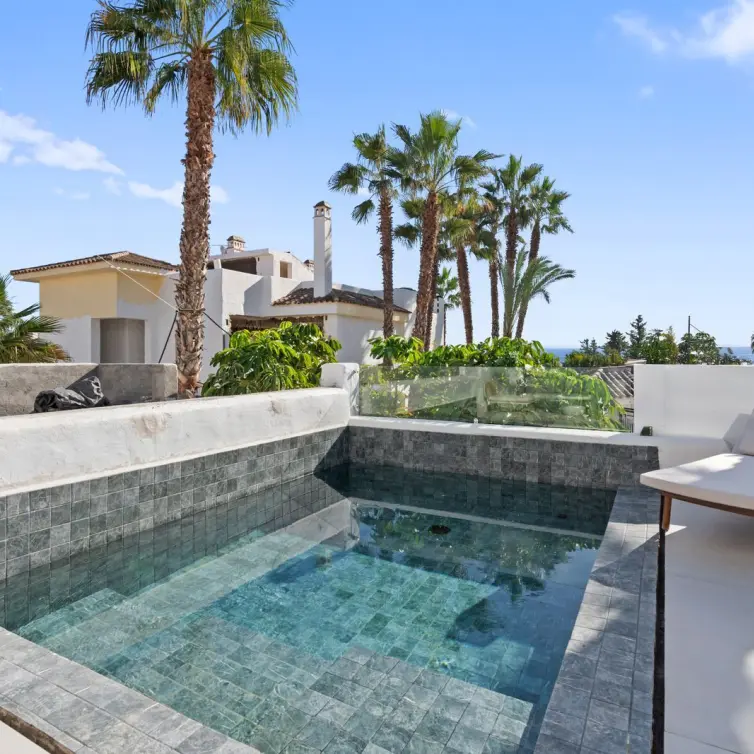Sale of duplex in El Paraiso