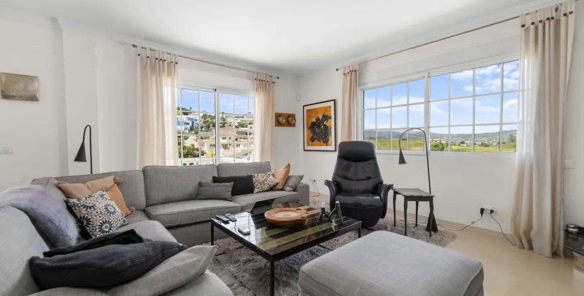 Продажа  отдельно стоящей виллы в Mijas 5