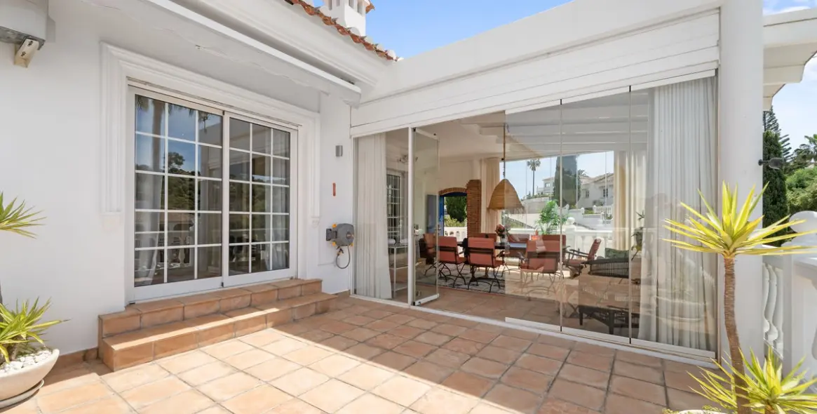 Продажа  отдельно стоящей виллы в Mijas 12