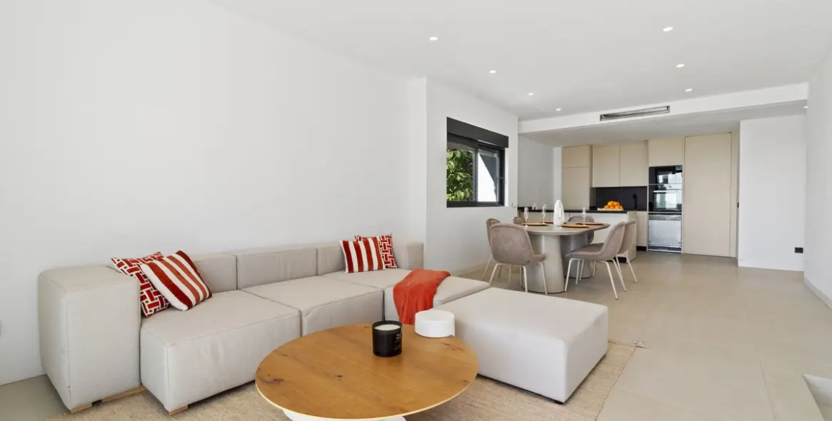 Sale of duplex in El Paraiso 4