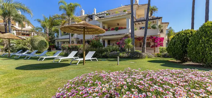 Venta de ático dúplex en Nueva Andalucía 4