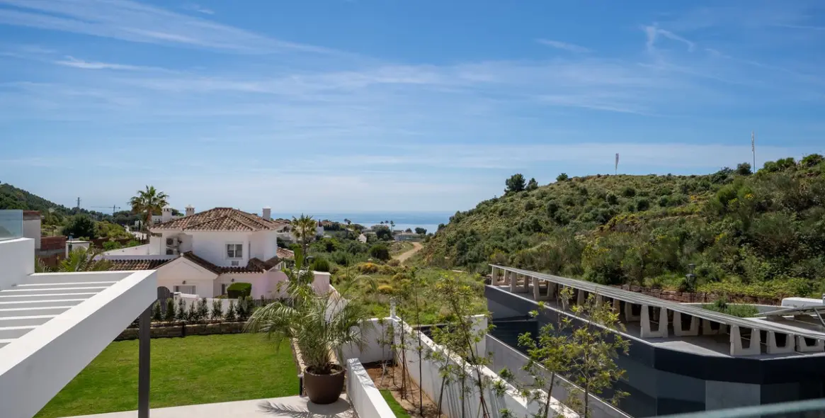 Sale of detached villa in Mijas 53