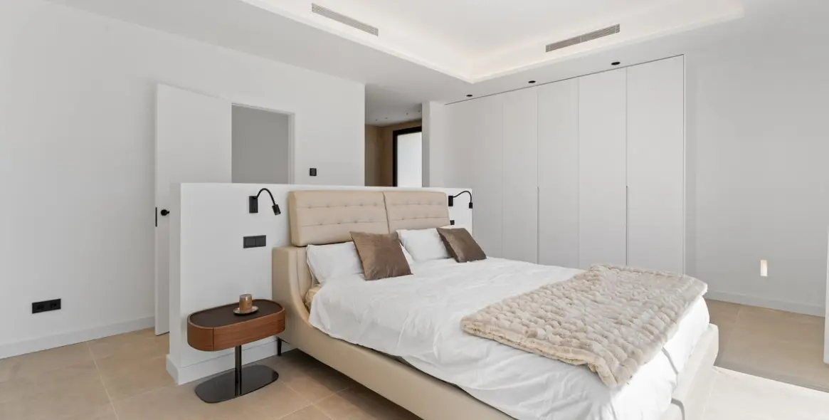 Sale of detached villa in Mijas 54