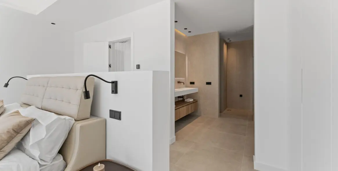 Sale of detached villa in Mijas 56