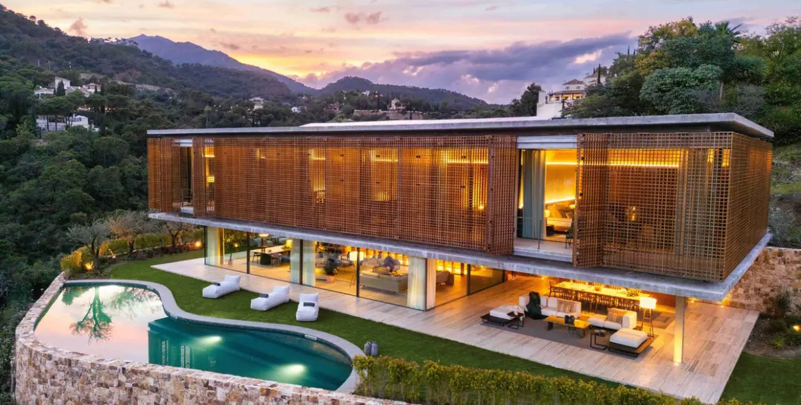 Sale of detached villa in El Madroñal 2