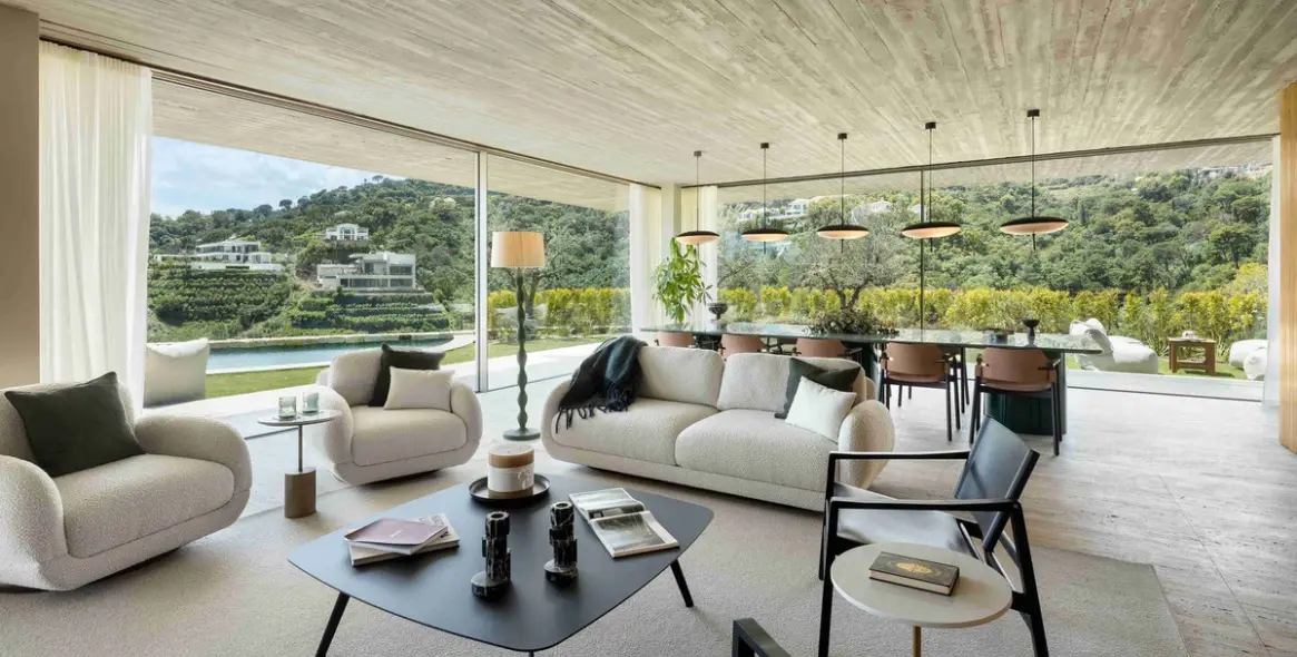 Sale of detached villa in El Madroñal 11