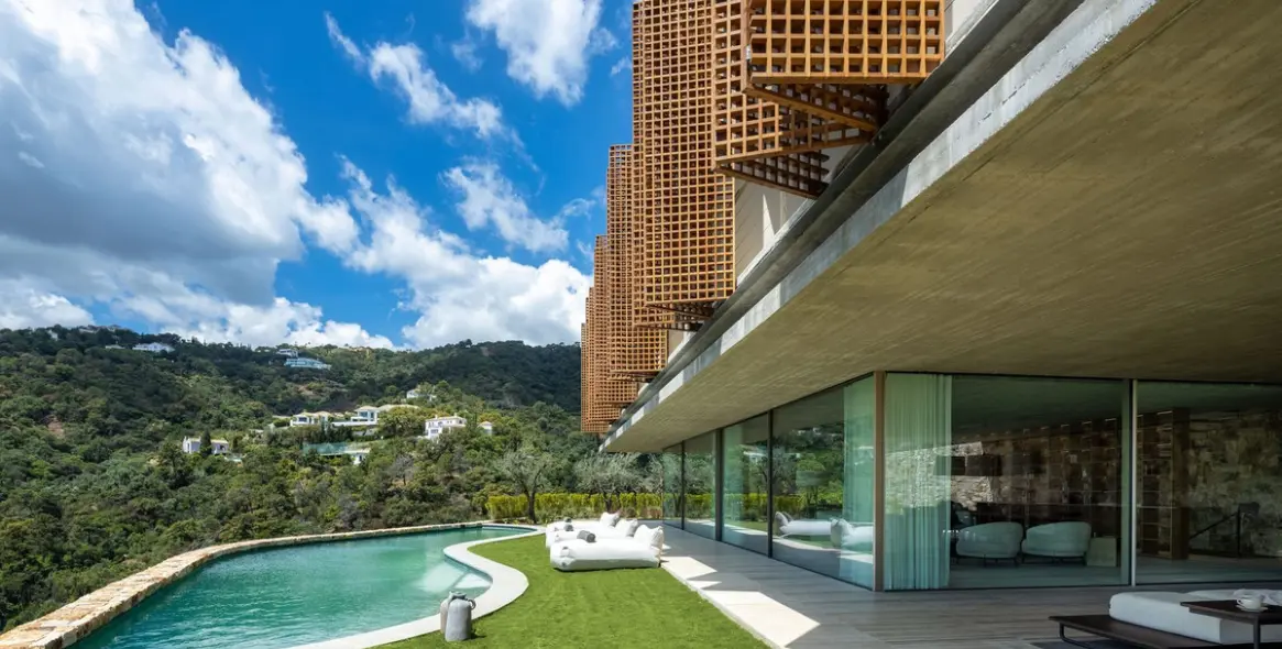 Sale of detached villa in El Madroñal 22