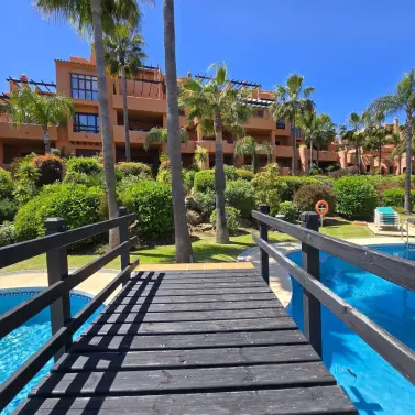 Продажа апартаментов на среднем этаже в La Mairena