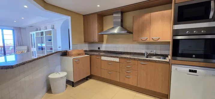 Продажа апартаментов на среднем этаже в La Mairena 4