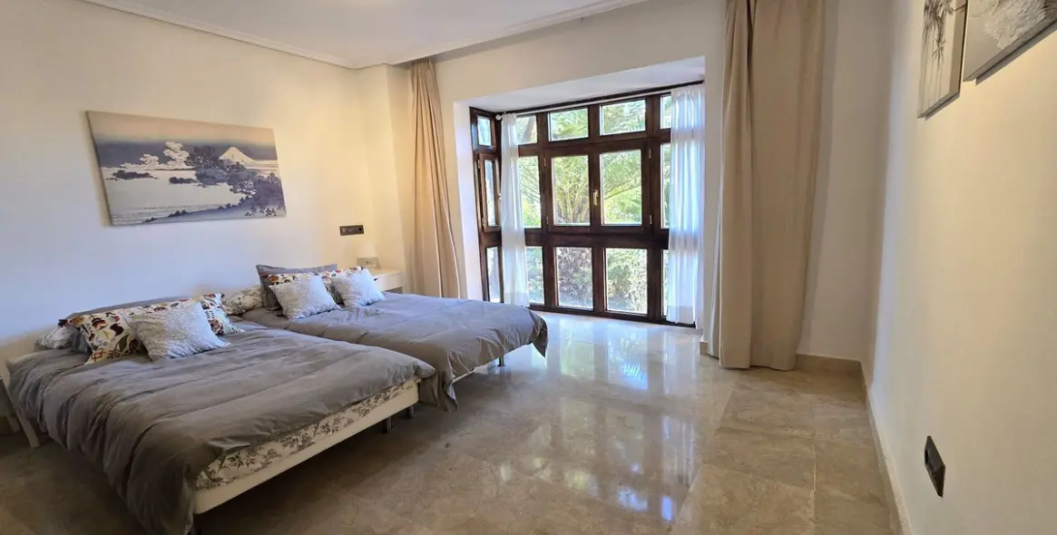 Продажа апартаментов на среднем этаже в La Mairena 9