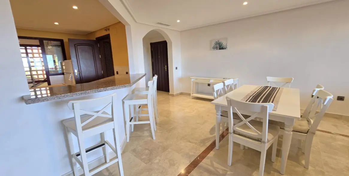 Продажа апартаментов на среднем этаже в La Mairena 13