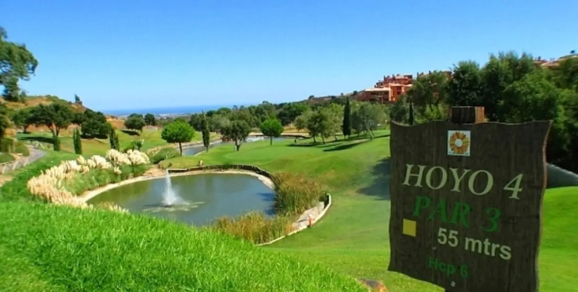 Продажа апартаментов на среднем этаже в La Mairena 14