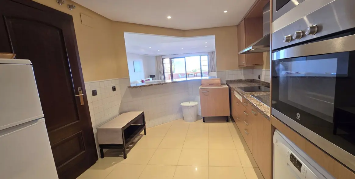 Продажа апартаментов на среднем этаже в La Mairena 15