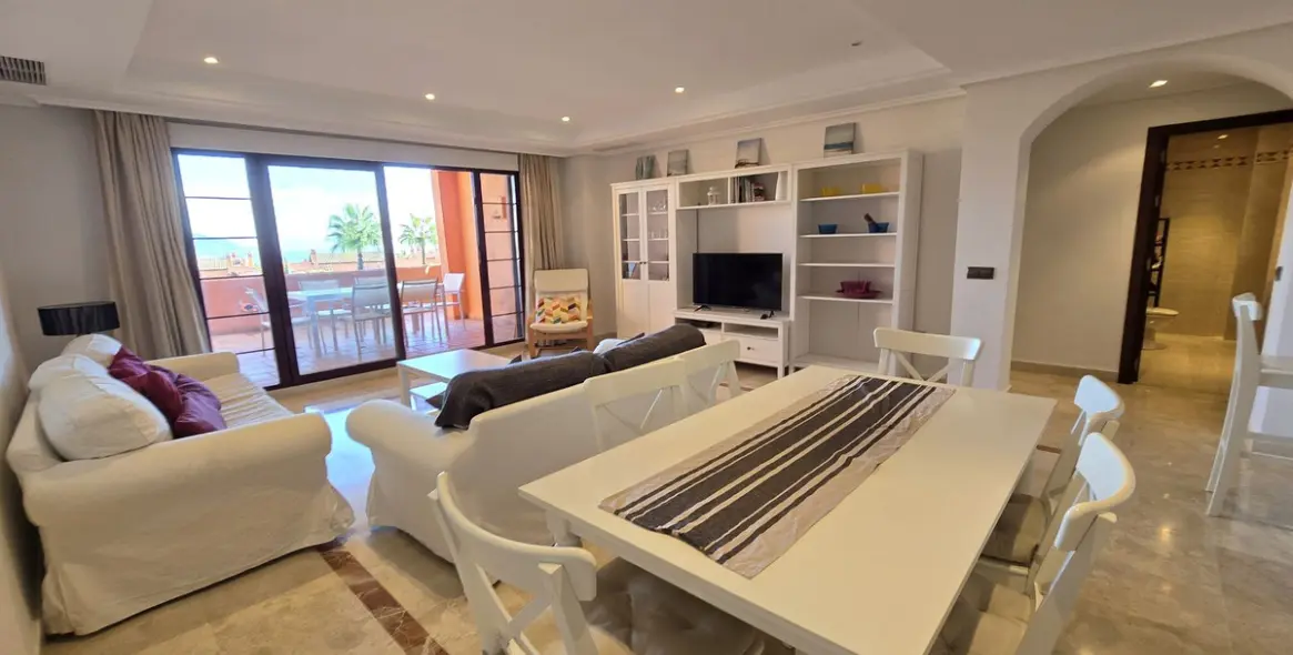 Продажа апартаментов на среднем этаже в La Mairena 32