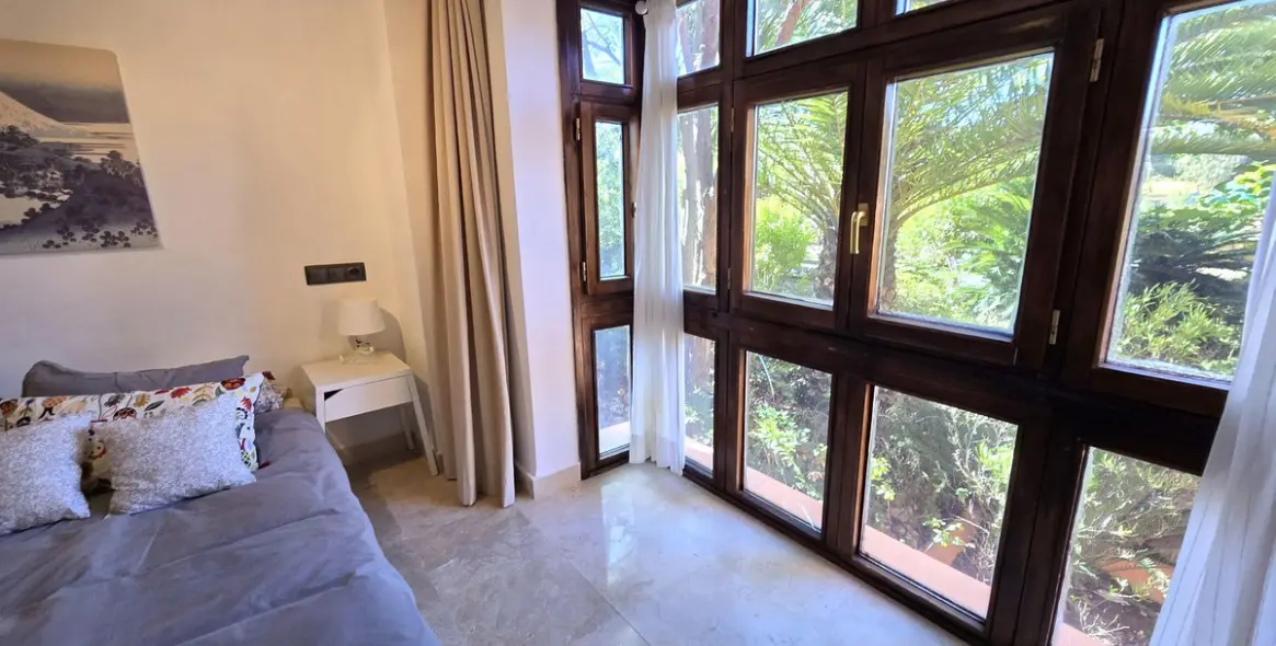 Продажа апартаментов на среднем этаже в La Mairena 34