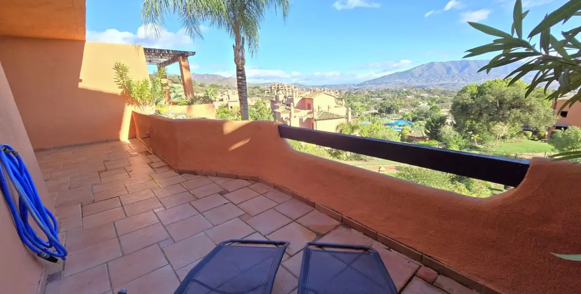 Продажа апартаментов на среднем этаже в La Mairena 45