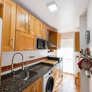 Продажа апартаментов на среднем этаже в Málaga Centro