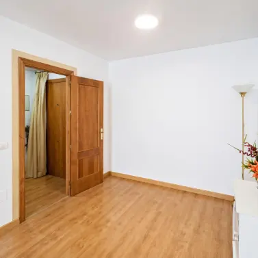 Продажа апартаментов на среднем этаже в Málaga Centro