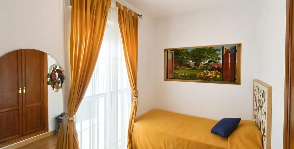 Продажа апартаментов на среднем этаже в Málaga Centro 8