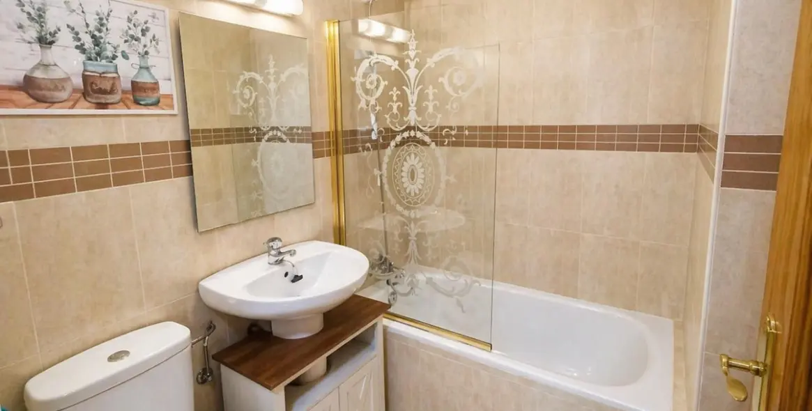 Продажа апартаментов на среднем этаже в Málaga Centro 9