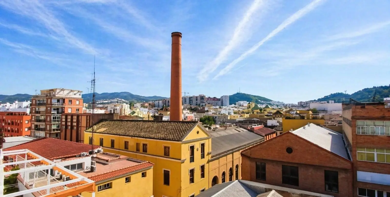 Продажа апартаментов на среднем этаже в Málaga Centro 12