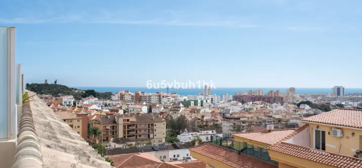 Продажа пентхауса в Fuengirola 0