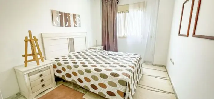 Sale of middle floor apartment in Mijas Costa 2