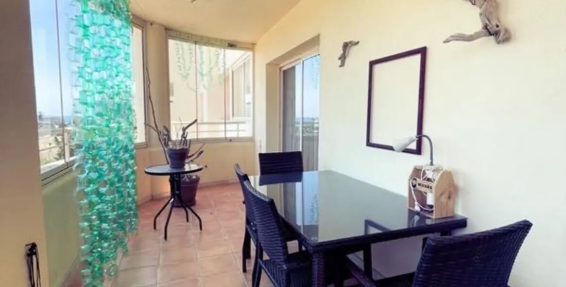 Sale of middle floor apartment in Mijas Costa 11