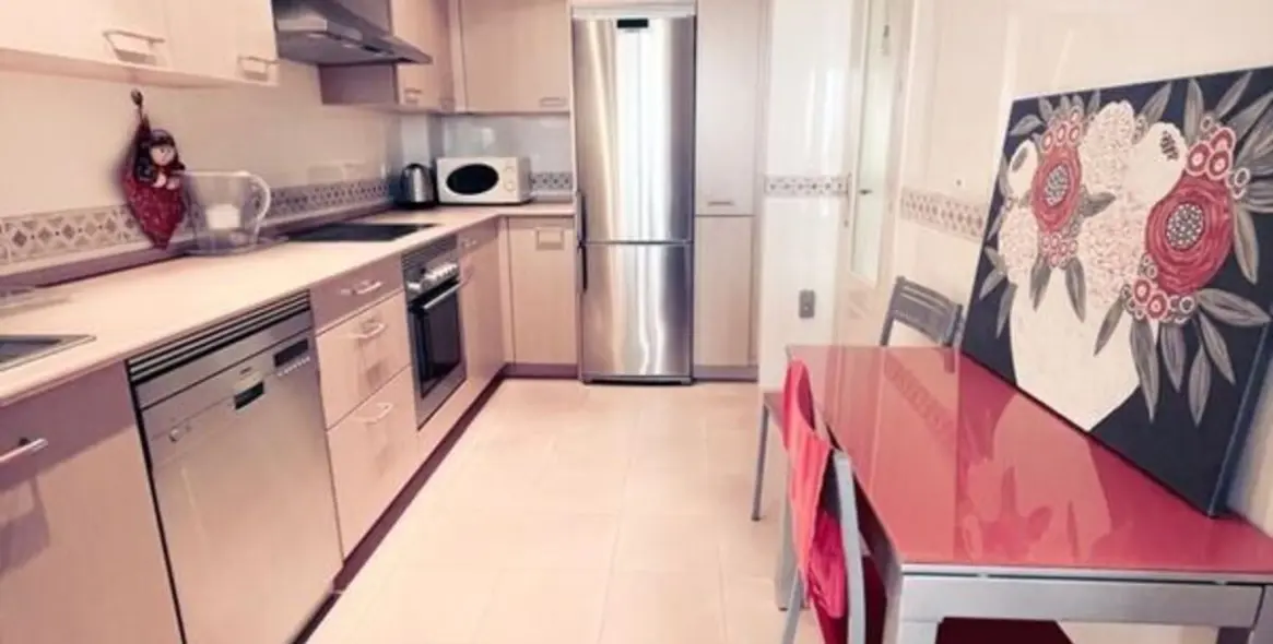 Sale of middle floor apartment in Mijas Costa 14