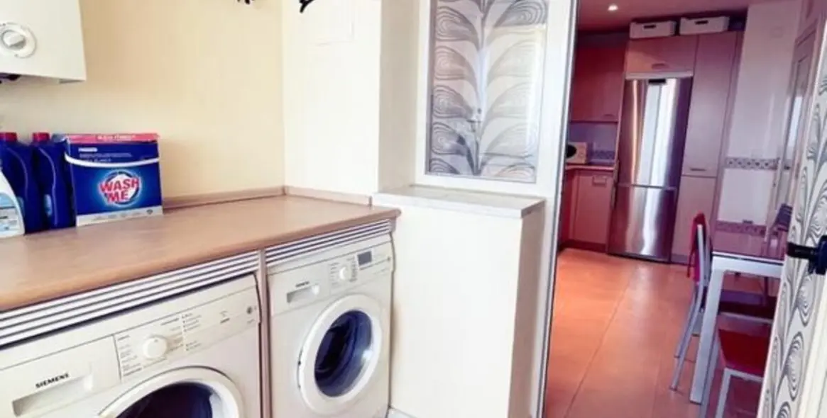 Sale of middle floor apartment in Mijas Costa 16